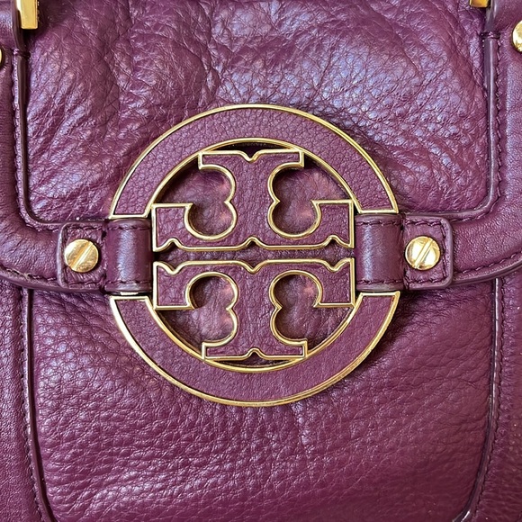 Tory Burch  purple leather shoulder bag  satchel 2 exterior pockets  Goldtone HW - Picture 4 of 17